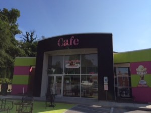 The snazzy outside...